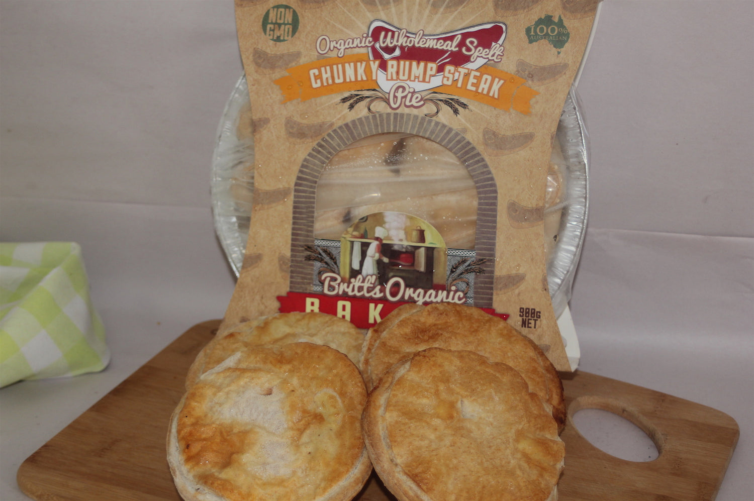 Britt's Organic Spelt Chunky Steak Pie (Large) serves 6