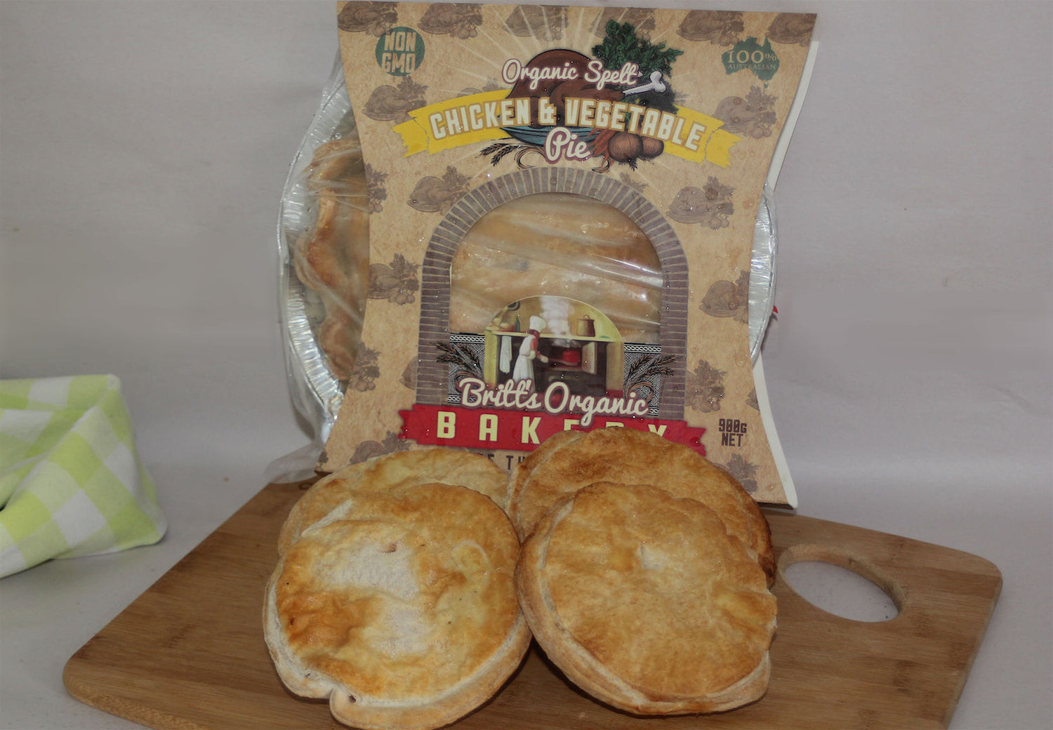 Britt's Organic Spelt Chicken & Vegetable Pie (Large) serves 6